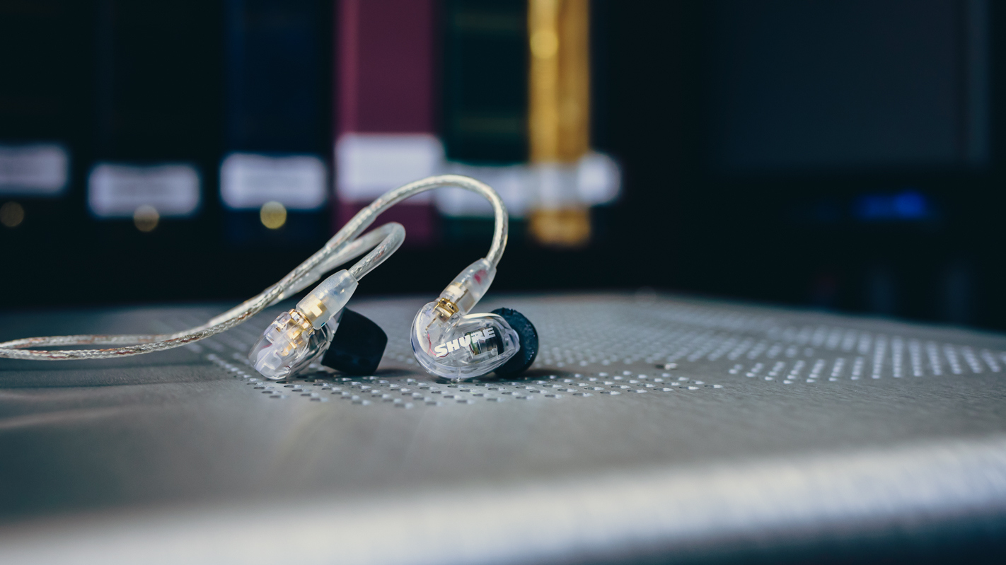 Top 5 Tai nghe in-ear kiểm âm siêu tốt tầm giá từ 500 đến 3 triệu đồng