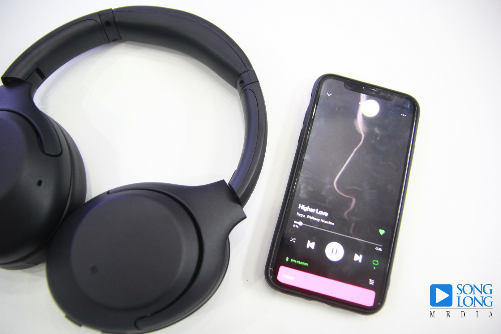 Đánh giá tai nghe Sony WH-XB900N – Bass mạnh, giá cạnh tranh