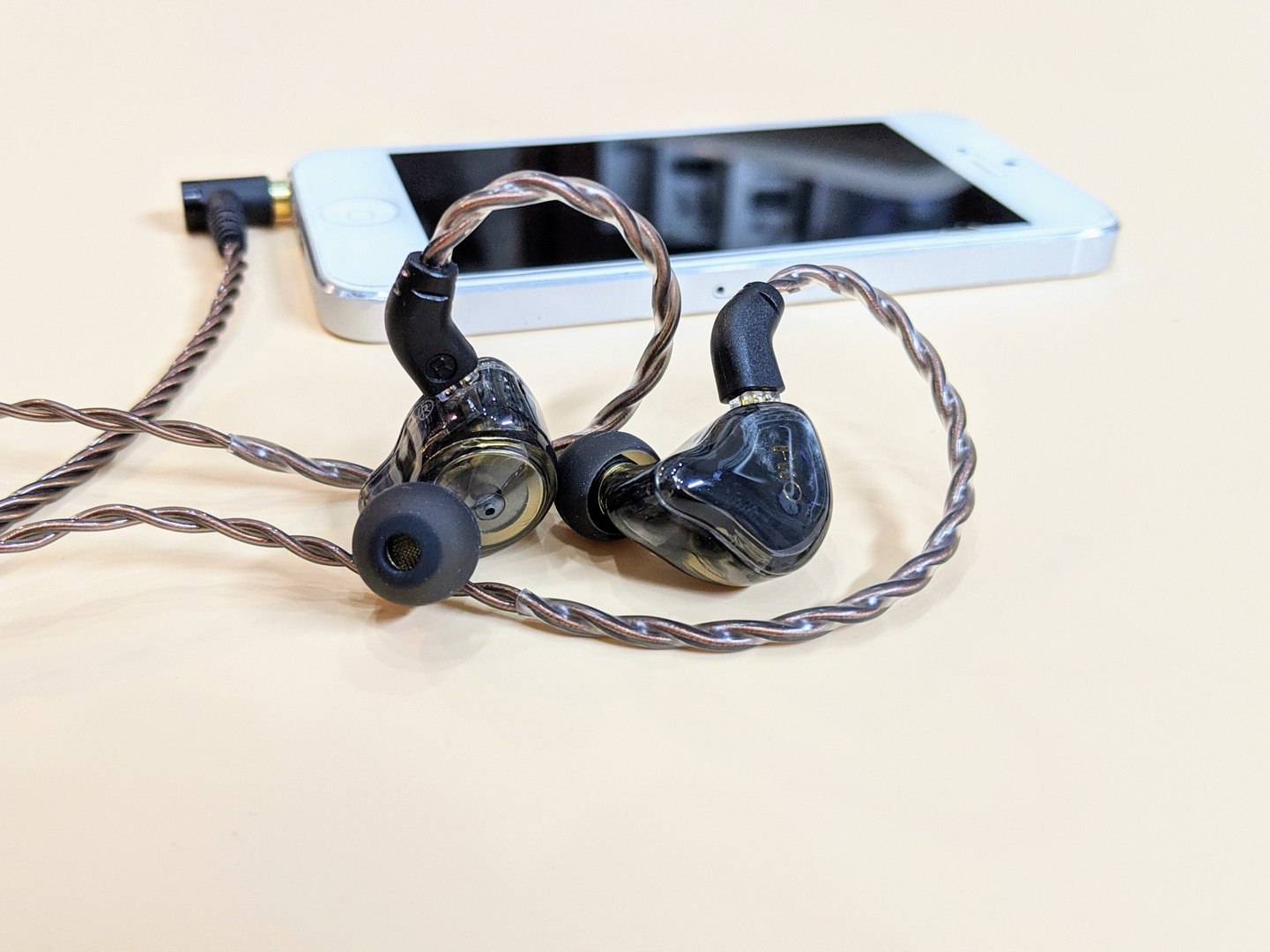 Đánh giá tai nghe FiiO FD1 – Công Nghệ In 3D, Driver Dynamic N50, Giá Rẻ