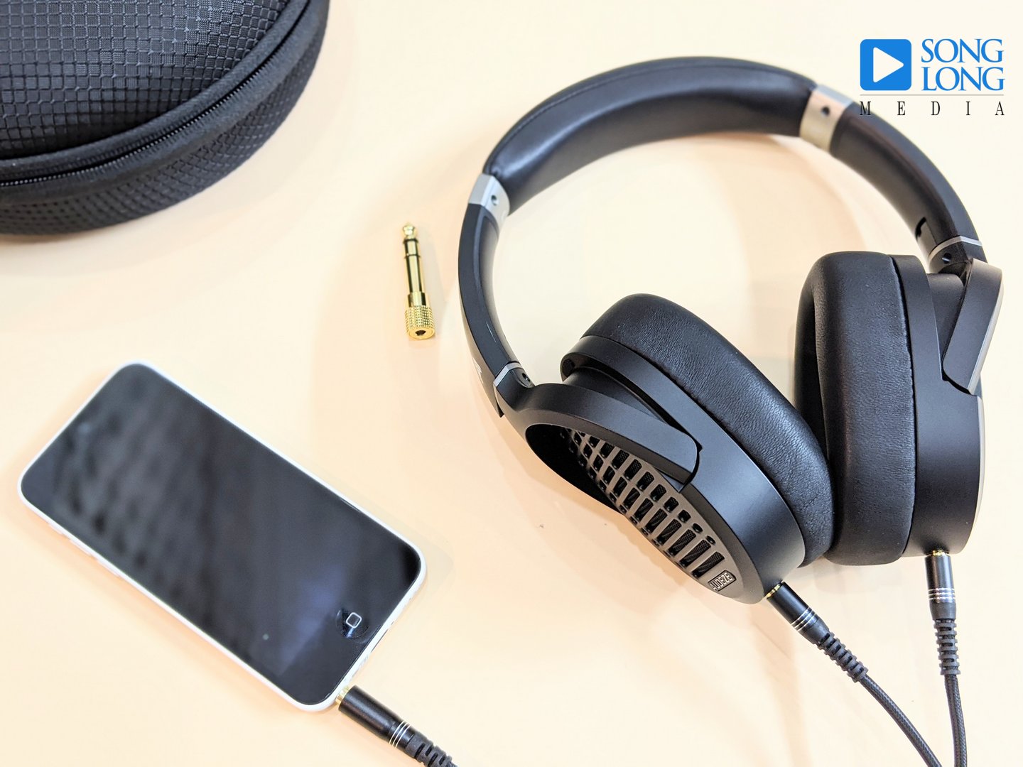 Đánh giá tai nghe Audeze LCD-1 âm thanh vượt trội thiết kế sang trọng đẳng cấp anh lớn trong làng Audio Headphone